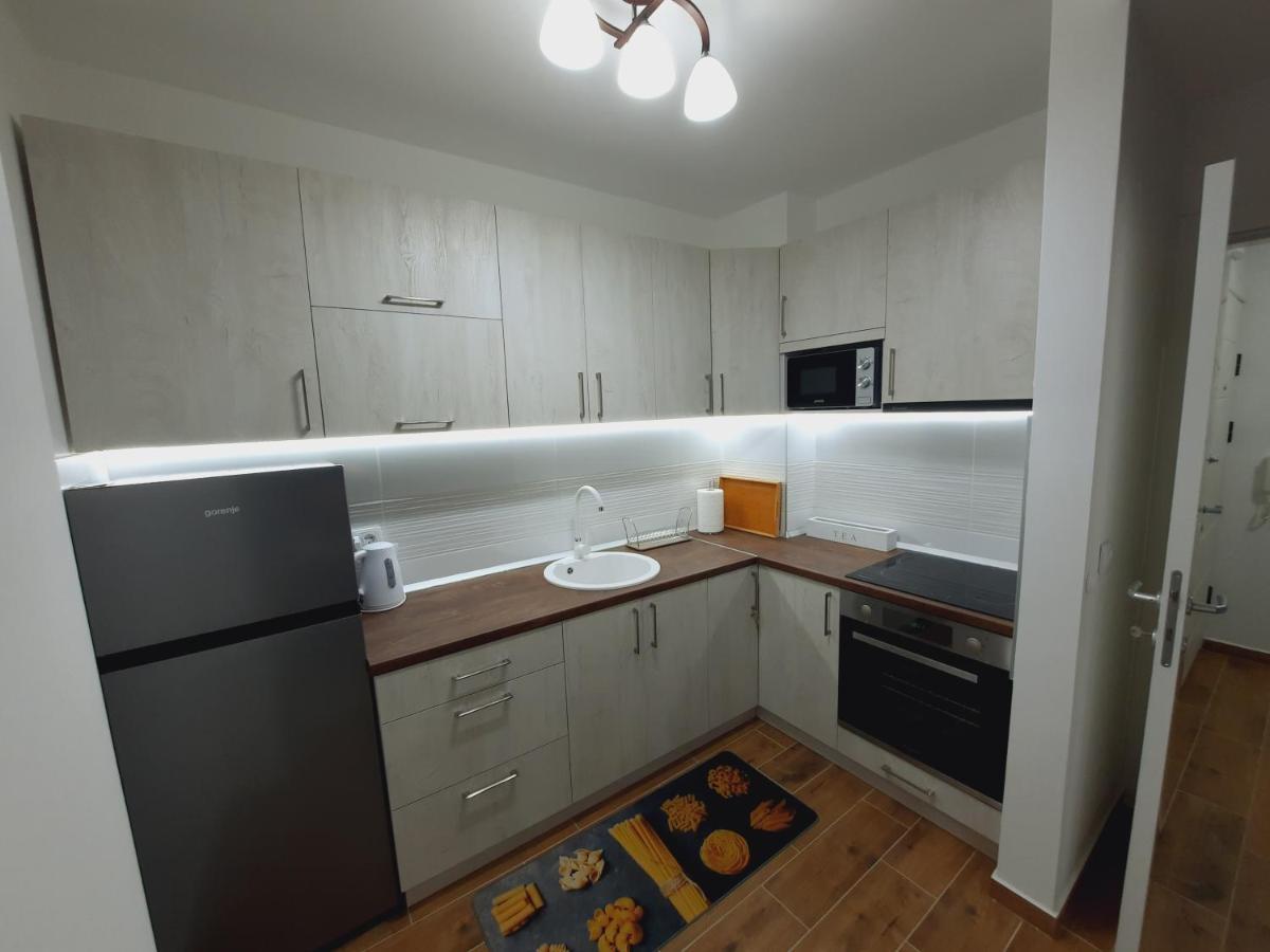 Apartman Kristal Сремска-Митровица Экстерьер фото
