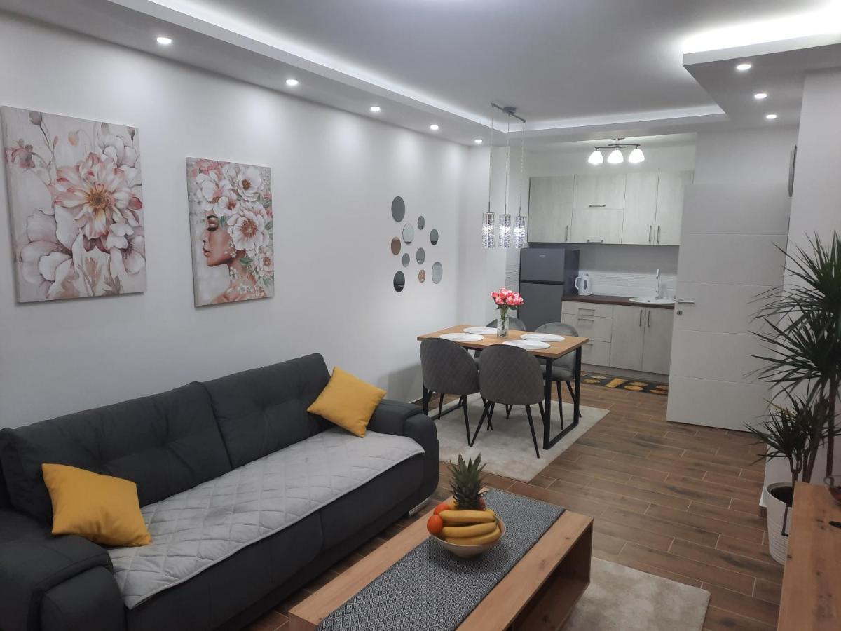 Apartman Kristal Сремска-Митровица Экстерьер фото