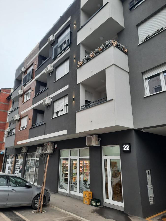 Apartman Kristal Сремска-Митровица Экстерьер фото